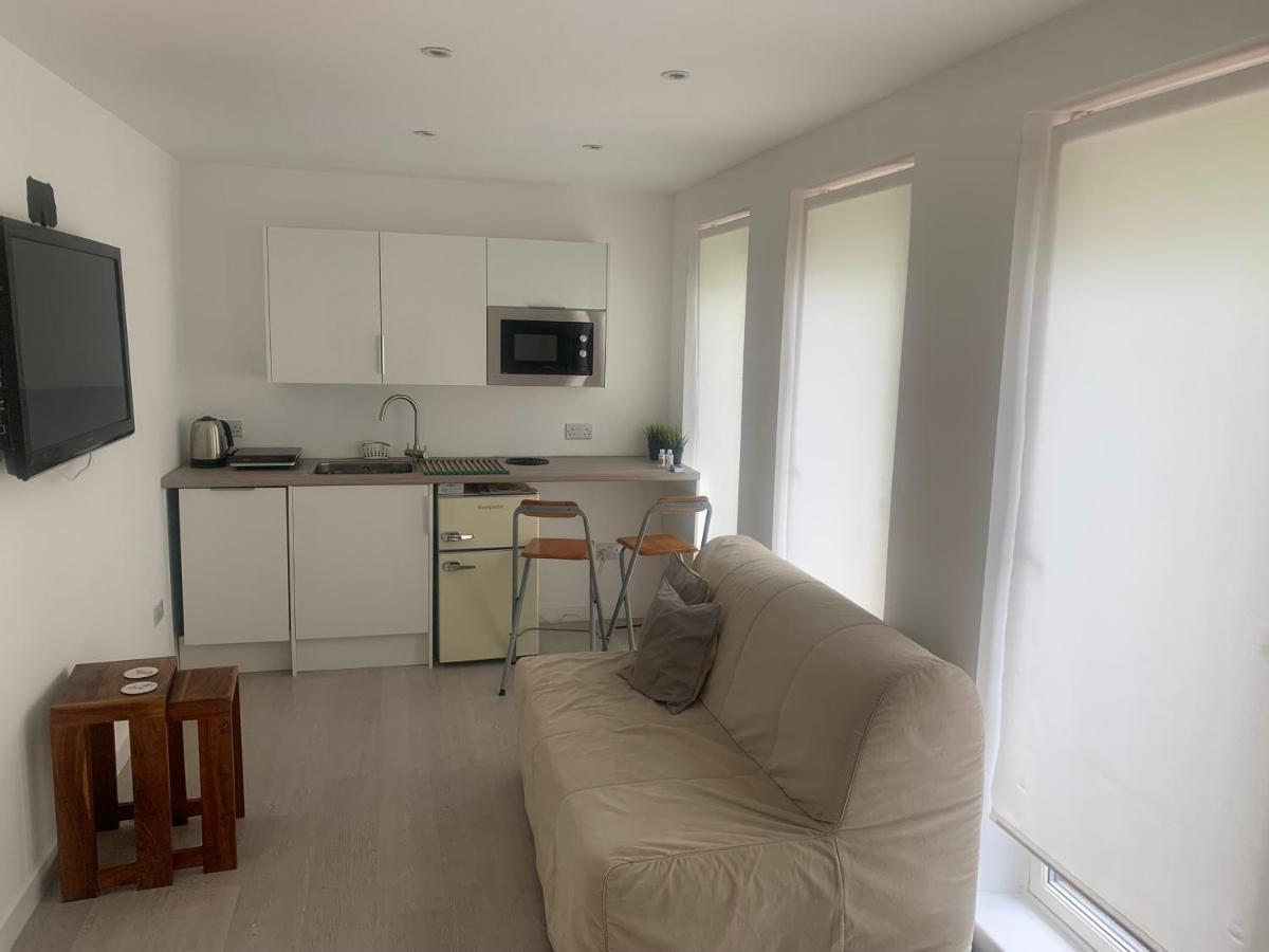 1-Bedroom Apartment Next To University Bridge of Allan Buitenkant foto